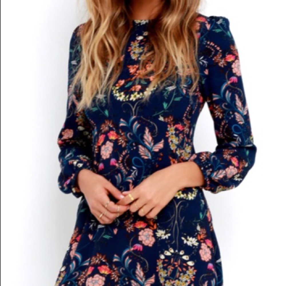Beautiful dress from Lulu’s that didn’t fit me!